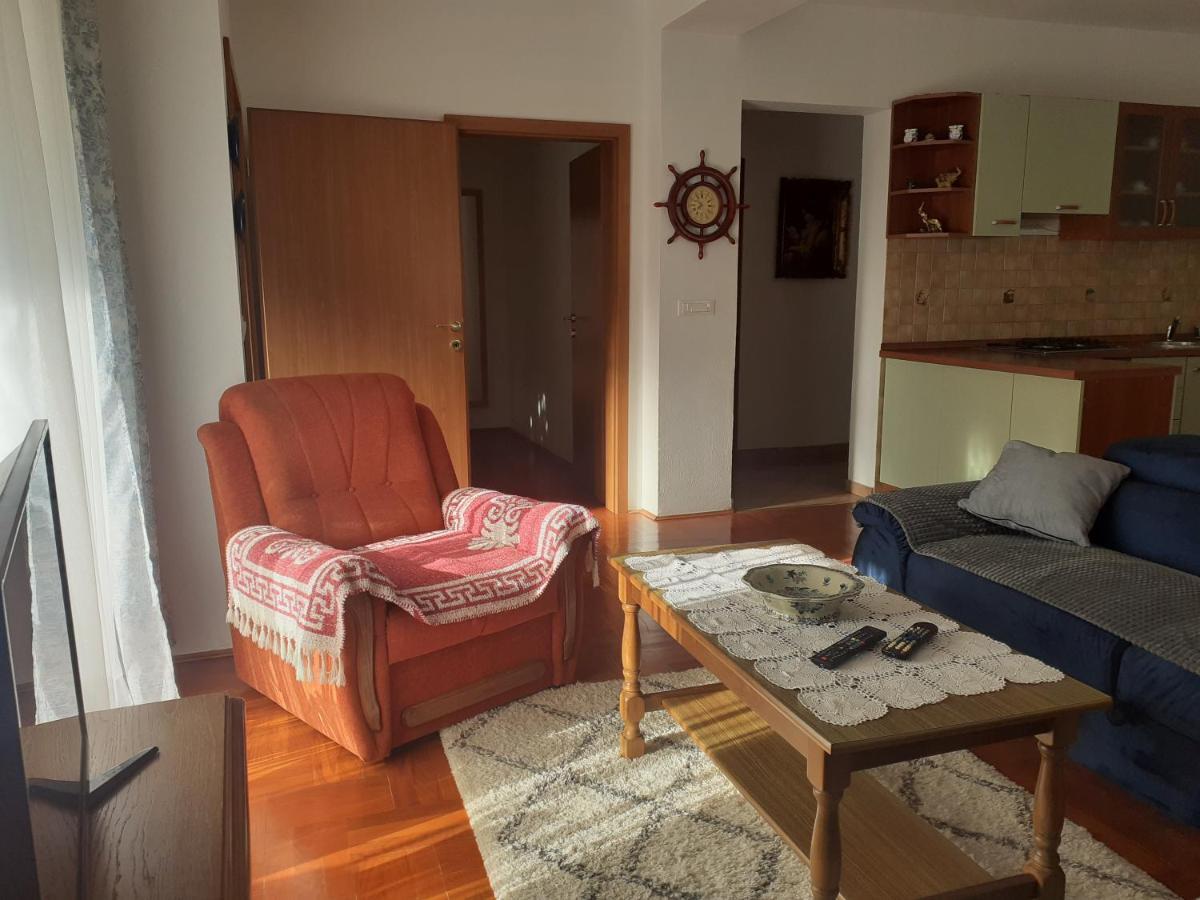 Appartamento Sem Tar-Vabriga Esterno foto