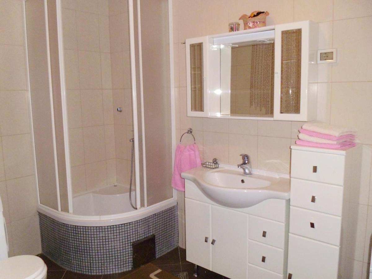 Appartamento Sem Tar-Vabriga Esterno foto